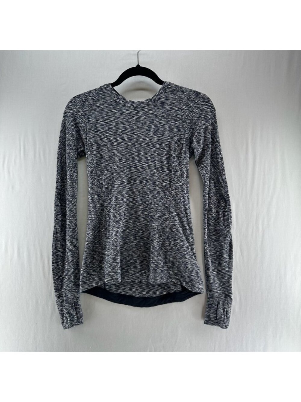 Lululemon Runderful Long Sleeve Top Womens 6 Athletic Thumbhole Rulu Black White